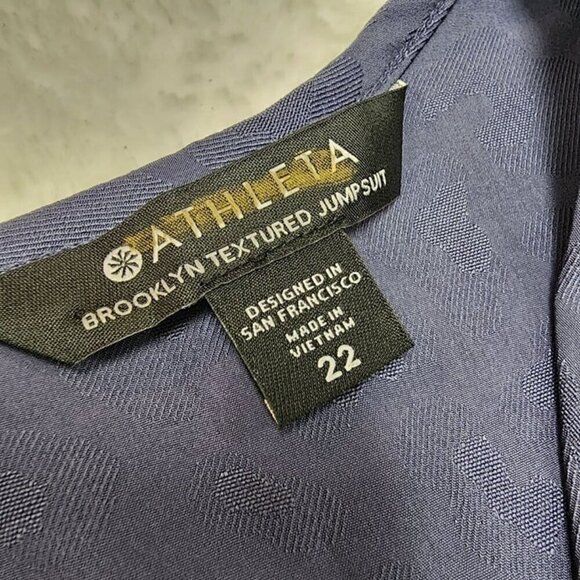 Athleta Brooklyn Textured Jumpsuit Leopard Size 22 Sleeveless Gray Violet - Picture 6 of 9
